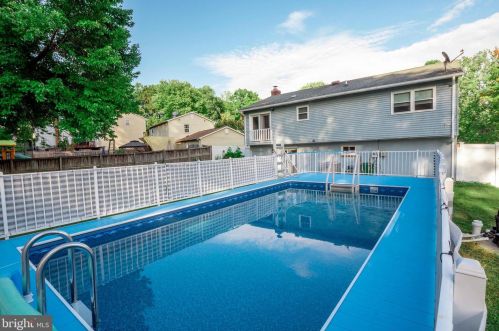 5709 Noland Rd, Woodbridge VA  22193-4110 exterior