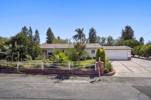 3800 Avenida Simi, Simi Valley, CA 93063-5131