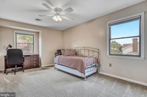 1015 Country Club Rd, Camp Hill PA  17011-1049 exterior