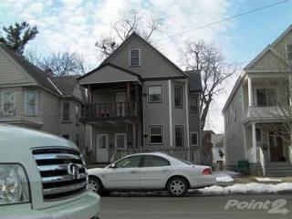 805 Mcclellan St, Schenectady, NY 12304-1011