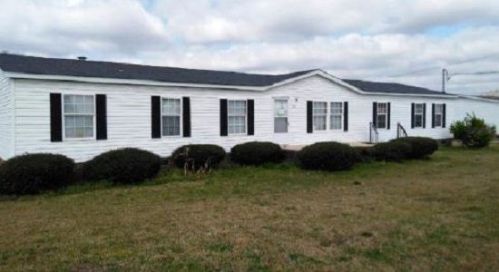 8220 Springhill Church Rd, Lucama, NC 27851-9328