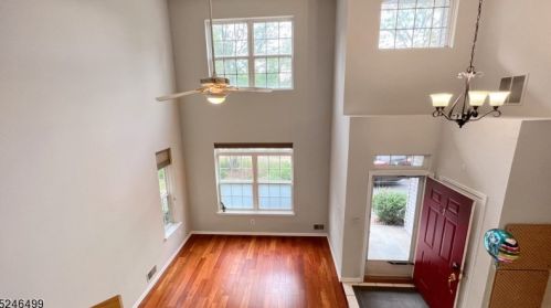 21 Cambridge Ct, Princeton NJ  08540-7928 exterior