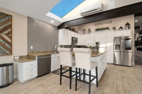 5394 Bloch St, San Diego CA 92122-4015 exterior