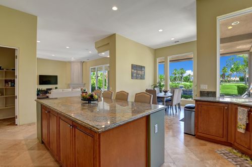 80784 Bellerive, La Quinta CA  92253-5643 exterior