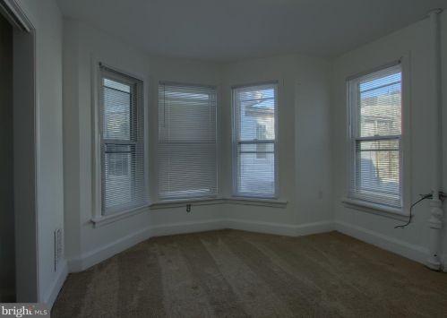 1948 Derry St, Harrisburg PA 17111-2652 exterior