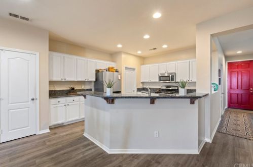 32600 San Clemente, Lake Elsinore CA  92530-0477 exterior