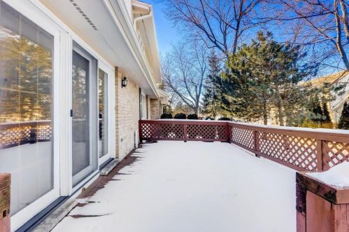 5339 Cambridge Ln, Milwaukee WI 53221-3237 exterior