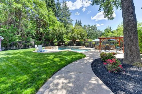 648 Henry St, Folsom CA  95630-7737 exterior