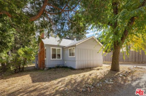 39144 Calle Del Sur, Santa Clarita CA  91390-1006 exterior