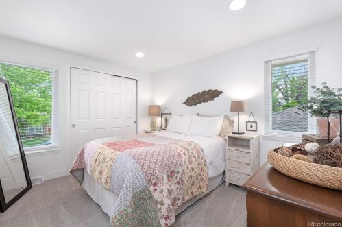 7869 Valentia St, Englewood CO  80112-3301 exterior