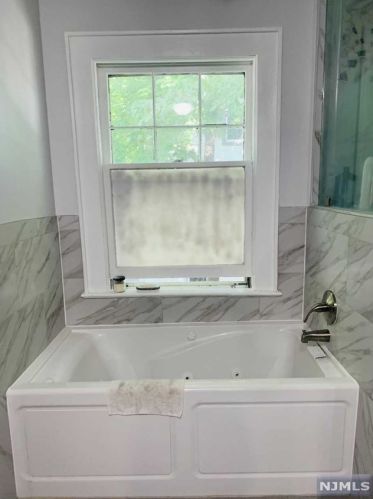 422 Walnut St, East Orange NJ  07017-3917 exterior