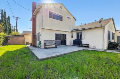 15328 Cranbrook Ave, Lawndale CA  90260-2425 exterior