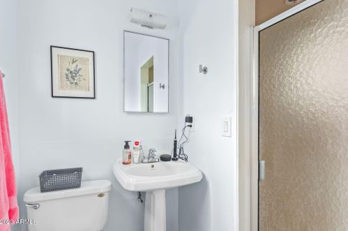 5135 12th St, Phoenix AZ  85014-3303 exterior