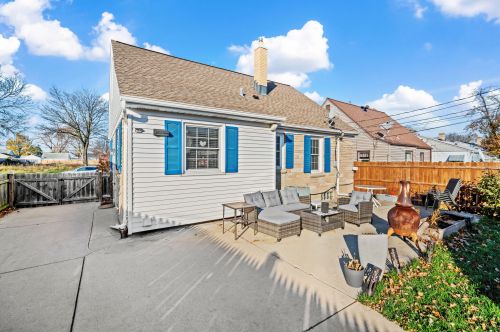 3524 93rd St, Milwaukee WI  53228-1546 exterior