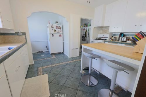 280 Orizaba Ave, Long Beach CA 90814-2453 exterior