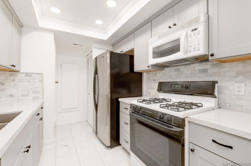 2019 Lakeridge Cir, Chula Vista, CA 91913-2340