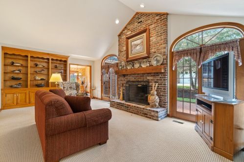 718 Willowcrest Dr, Gibsonia PA  15044-6028 exterior