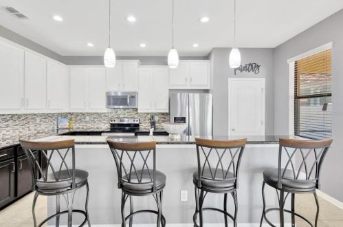 1854 Altavista Cir, Lakeland FL  33810-2795 exterior