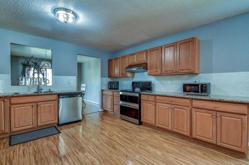 13215 Waterford Castle Dr, Dade City FL  33525-5213 exterior