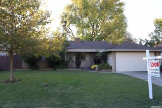 3209 Brookwood Rd, Sacramento, CA 95821-3709