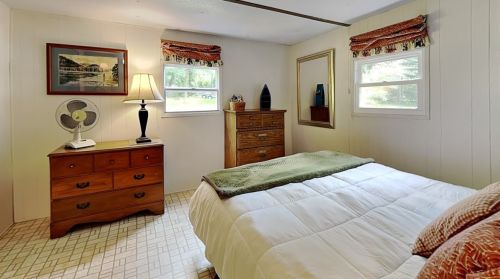 328 Mohican Trl, Mercer PA  16137-9333 exterior