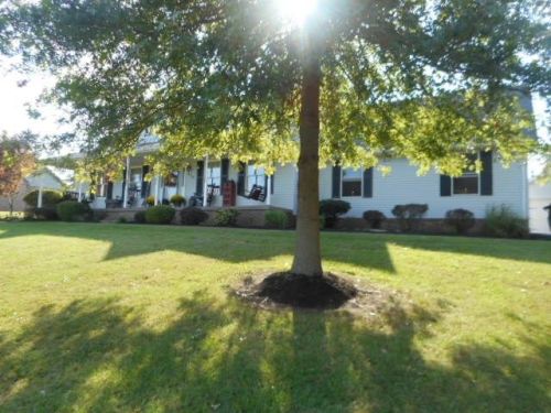 625 Stagecoach Rd, Madisonville, KY 42431-8011