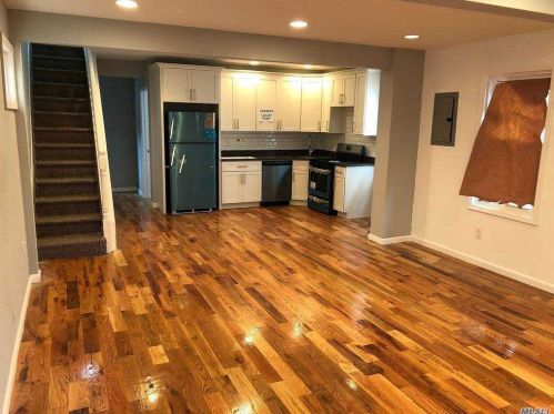218-27 101st Ave, Jamaica, NY 11429-1025