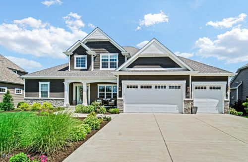 1356 Venetian Bay Dr, Valpo, IN 46385-7085
