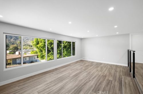 2116 Conchita St, Glendale CA  91208-2508 exterior