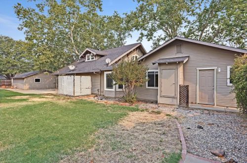 632 L St, Rio Linda CA  95673-3443 exterior