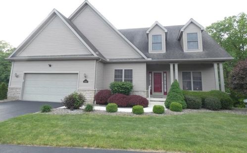 2425 Pebble Creek Ct, Hermitage, PA 16148-7351