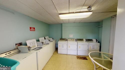 9510 Amherst Ave, Atlantic City NJ  08402-1080 exterior