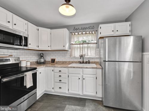 12 Orange St, Ephrata PA  17522-2315 exterior