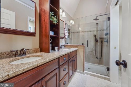 104 Vlg Grn Dr, Gilbertsville PA  19525-9500 exterior