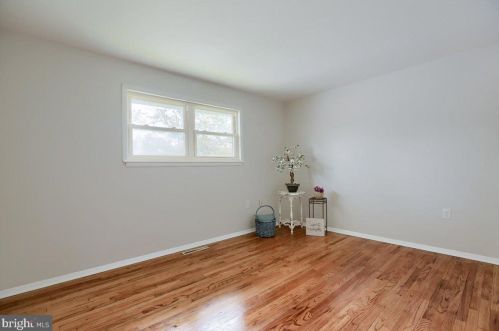 4711 Courtland St, Camp Hill PA  17011-4025 exterior