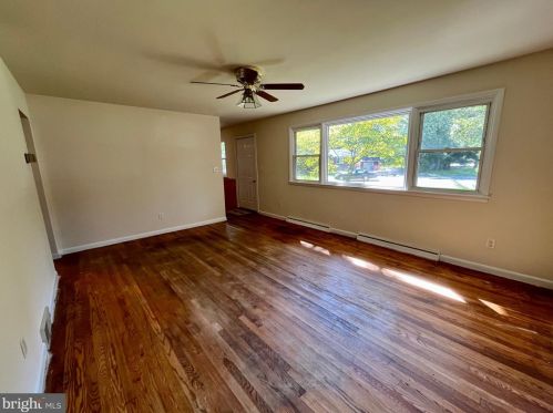 4403 Sandy Dr, Wilmington, DE 19808-5629