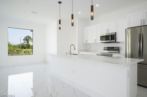 2602 25th St, Lehigh Acres FL  33971-5599 exterior