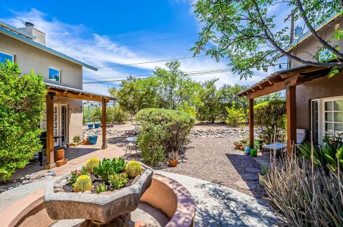 1070 Miles St, Tucson AZ 85719-6140 exterior