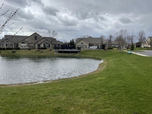 4290 Waterside Pl, Darbydale, OH 43123-8069