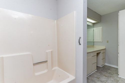 590 Dandelion Dr, Cedar Hill TX 75104-7929 exterior