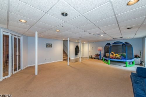 9 Memory Ln, Dover NJ  07869-4205 exterior