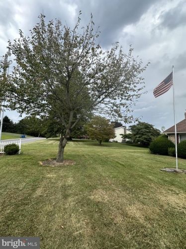 2041 Slagel Rd, Spring Grove, PA 17362-7810