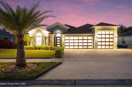 3949 Rolling Hill Dr, Titusville FL  32796-1107 exterior