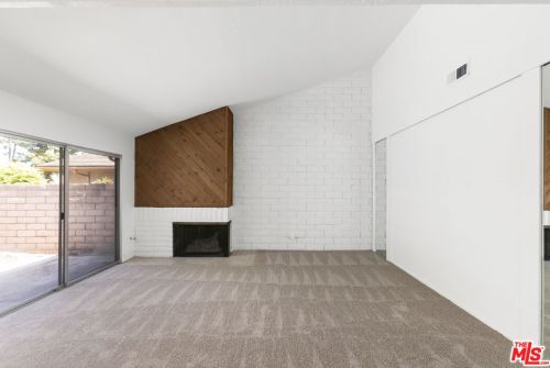 9362 Tudor Ln, Garden Grove CA  92841-3427 exterior