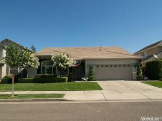 1544 Sophie Ln, Escalon, CA 95320-8406