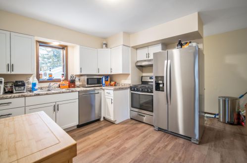 1026 27th St, Two Rivers, WI 54241-2318