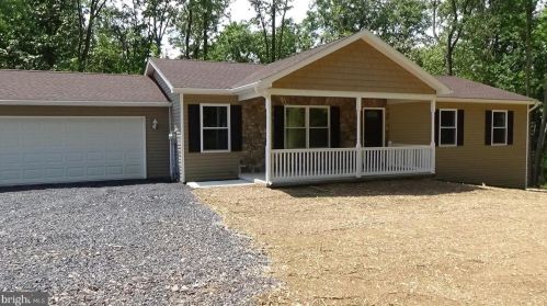 749 Sugar Run Rd, Eshcol, PA 17062-8744