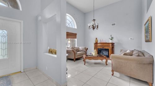 925 202nd Ave, Hollywood FL  33029-3442 exterior