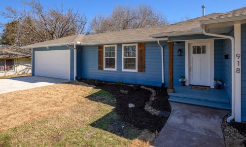 918 Hillcrest St, Denton TX  76201-2407 exterior
