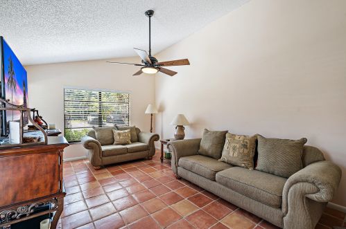 4459 Willow Pond Rd, West Palm Beach, FL 33417-8292